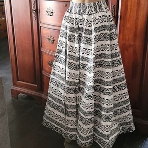B&W Gorgeous Cotton Maxi Skirt